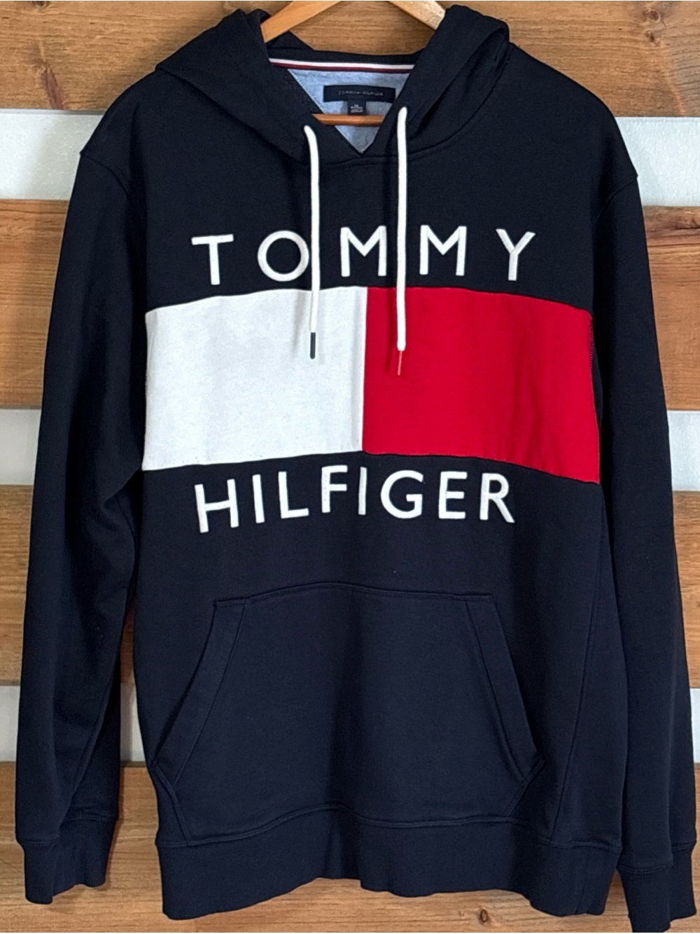Tommy Hilfiger Men's 90's Vibe String Pull Hoodie Stitched Logo Comfy Size XL